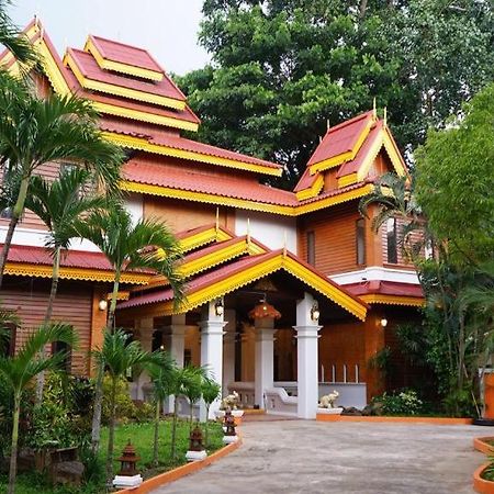 Hotel Siblanburi Resort Mehongszon Kültér fotó