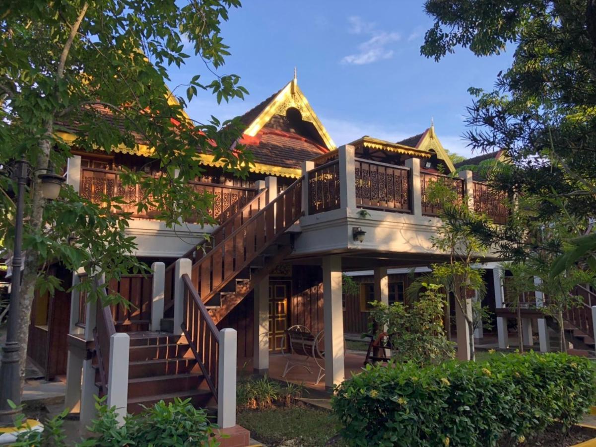 Hotel Siblanburi Resort Mehongszon Kültér fotó