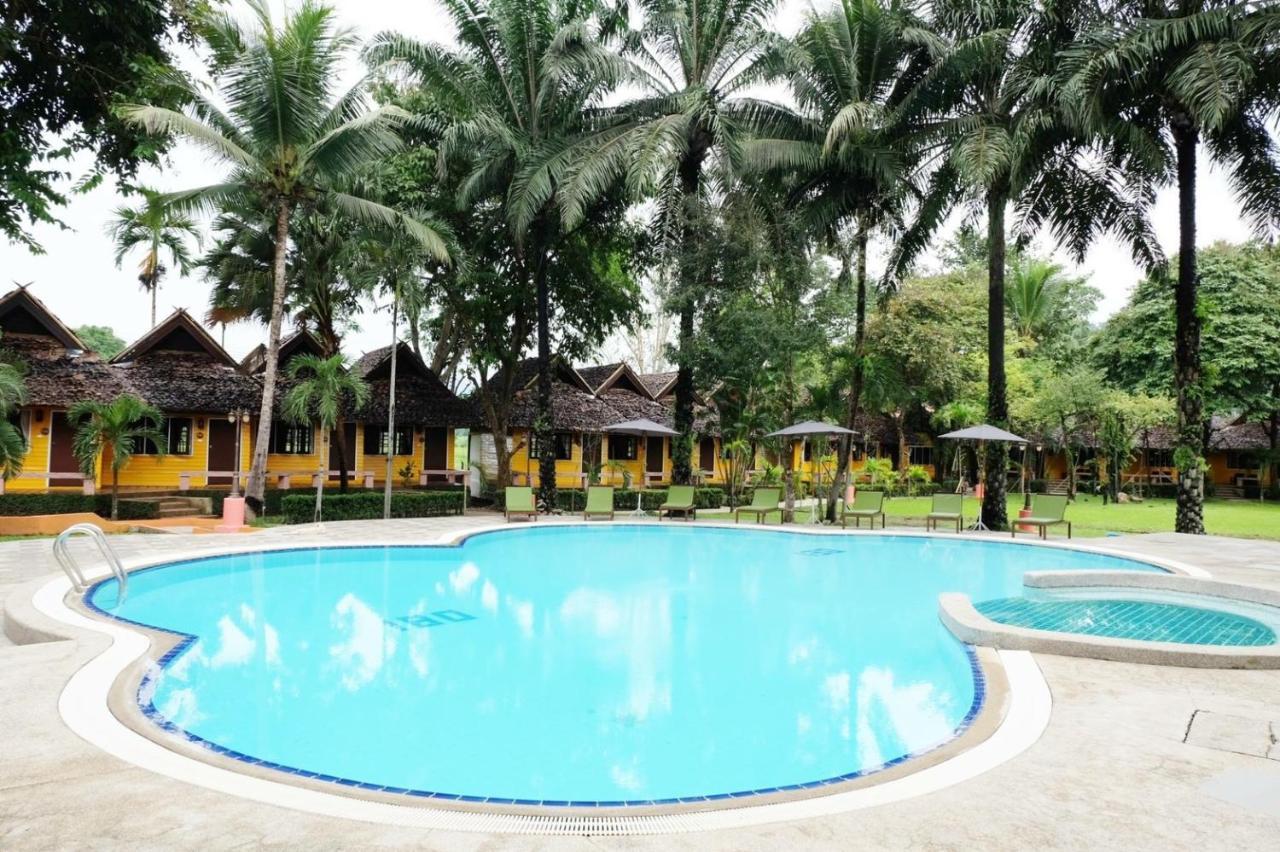 Hotel Siblanburi Resort Mehongszon Kültér fotó